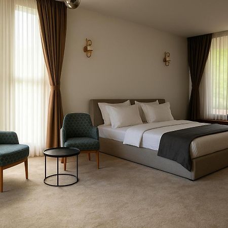 Resort Ujevara E Drinit Peje Luaran gambar
