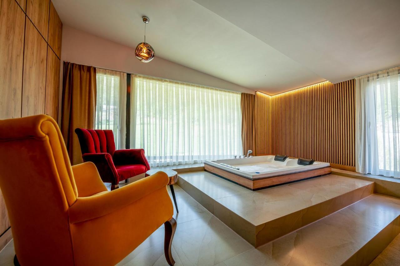 Resort Ujevara E Drinit Peje Luaran gambar